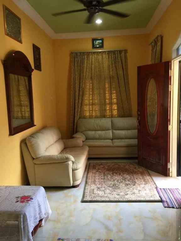 Al Islah Homestay Kampung Kuala Besut Exteriér fotografie